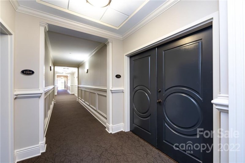 Property image 5 at 520 E Martin Luther King Jr Boulevard, Charlotte, NC 28202