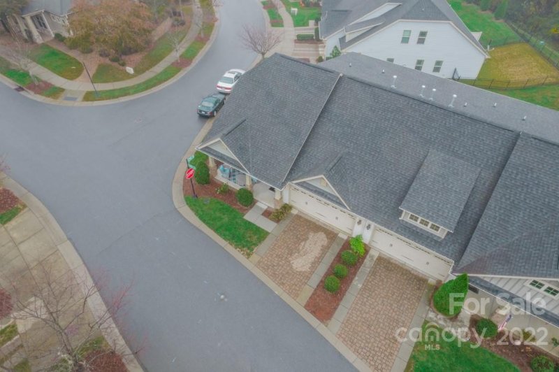 Property image 5 at 105 Coral Lane, Mooresville, NC 28117