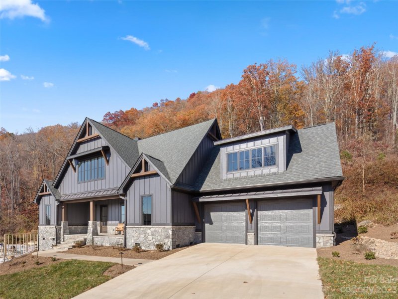 Property image 2 at 10 Peregrines Ridge Court, Fairview, NC 28730