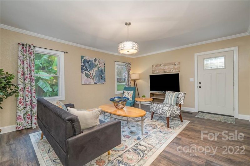 Property image 4 at 309 Oakdale Street, Gastonia, NC 28054