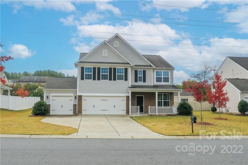 Property image 2 at 228 Hydrangea Drive, Clover, SC 29710