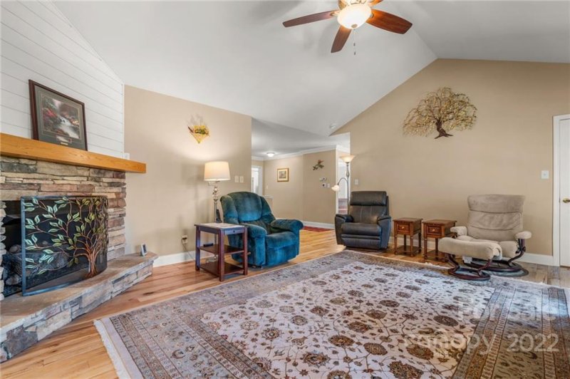 Property image 3 at 29 Mountainbrook Road, Asheville, NC 28805