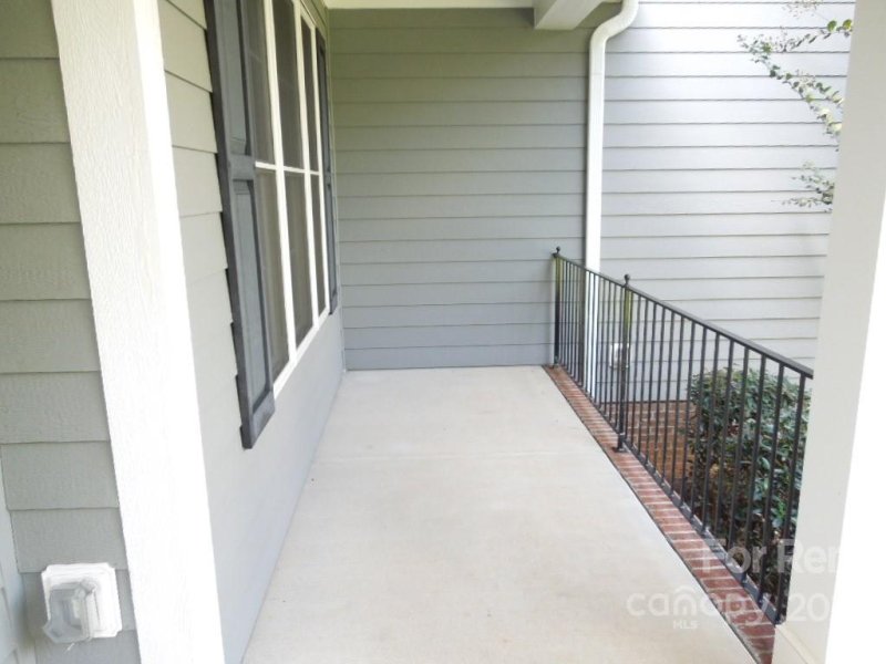 Property image 5 at 7919 Mountain Shore Drive, Sherrills Ford, NC 28673