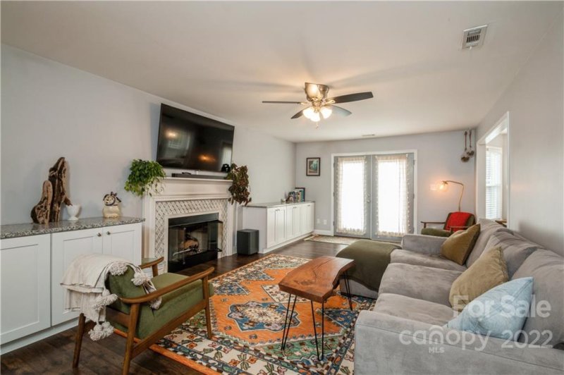 Property image 5 at 8536 Ochre Drive, Charlotte, NC 28215