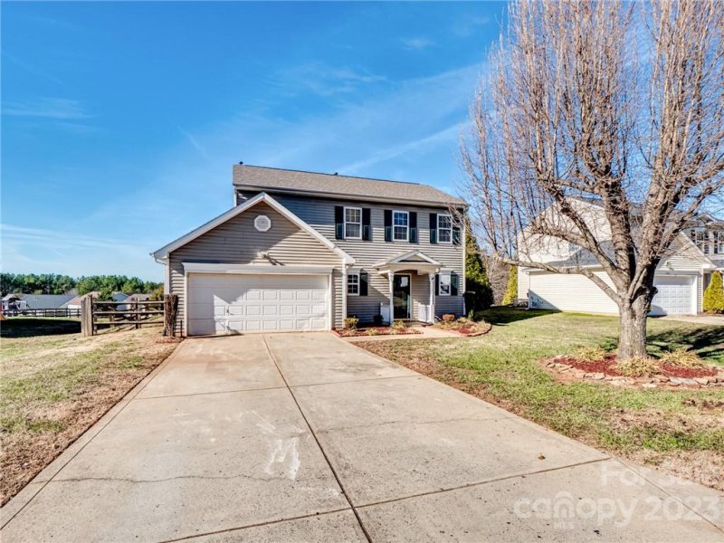 Property image 2 at 6830 Babbling Brook Lane, Concord, NC 28025