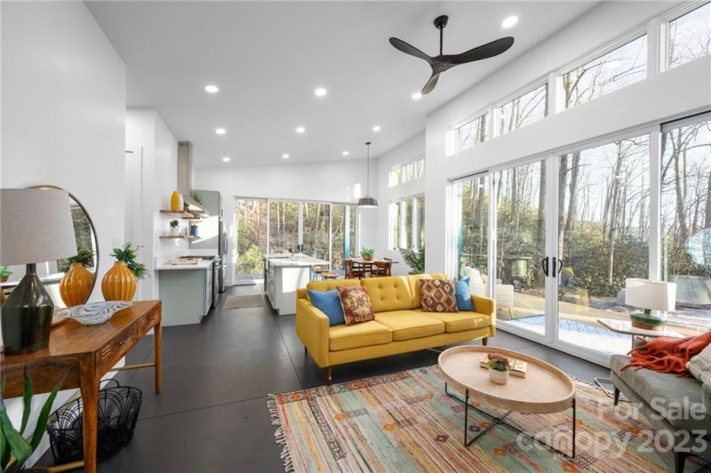 Property image 4 at 808 Mountain Cove Road, Hendersonville, NC 28792