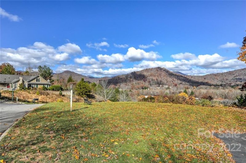 Property image 5 at 35 Outlook Circle, Swannanoa, NC 28778