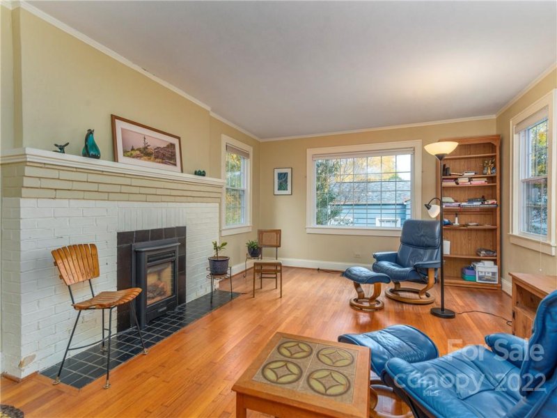 Property image 3 at 21 Mount Vernon Place, Asheville, NC 28804