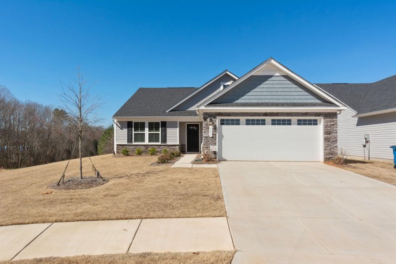 Property image 2 at 6005 Bellastead Drive, Charlotte, NC 28214