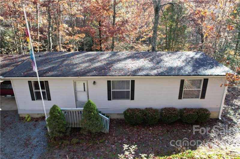 Property image 3 at 1199 Deer Chase Circle, Cedar Mountain, NC 28718