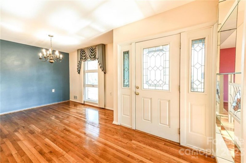 Property image 2 at 845 2nd Street, Hickory, NC 28601