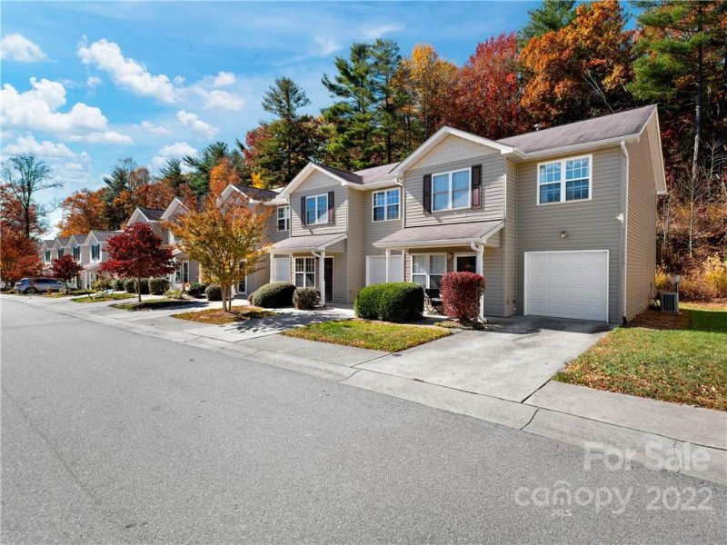 Property image 2 at 222 Farington Circle, Fletcher, NC 28732