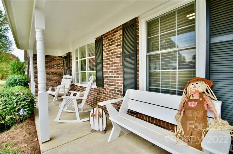 Property image 2 at 406 Plantation Drive, Kings Mountain, NC 28086