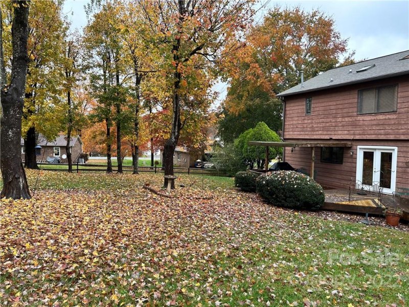 Property image 5 at 1435 32nd Street Court, Conover, NC 28613