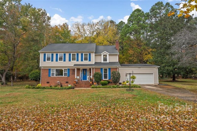 Property image 2 at 13501 Lipizzan Court, Matthews, NC 28105