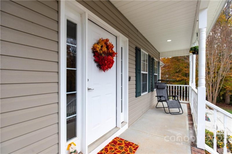 Property image 5 at 206 Shenandoah Loop, Troutman, NC 28166