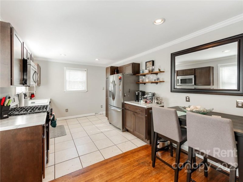 Property image 5 at 1216 Meadow Lane, Charlotte, NC 28205