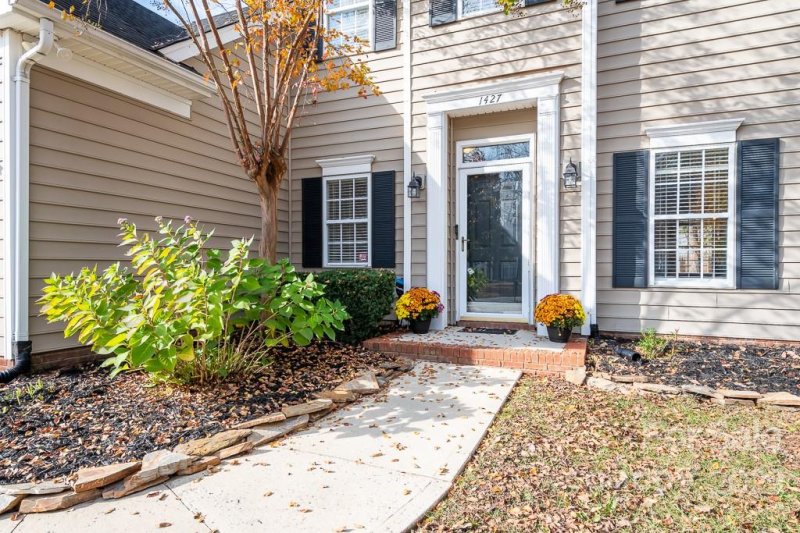 Property image 4 at 1427 Revolutionary Drive, Concord, NC 28027