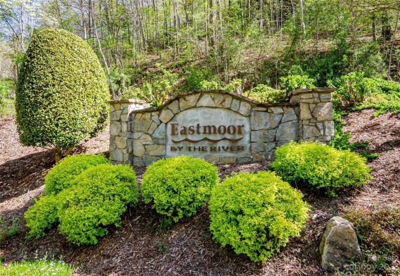 Property image 2 at 45 New Cross North None, Asheville, NC 28805