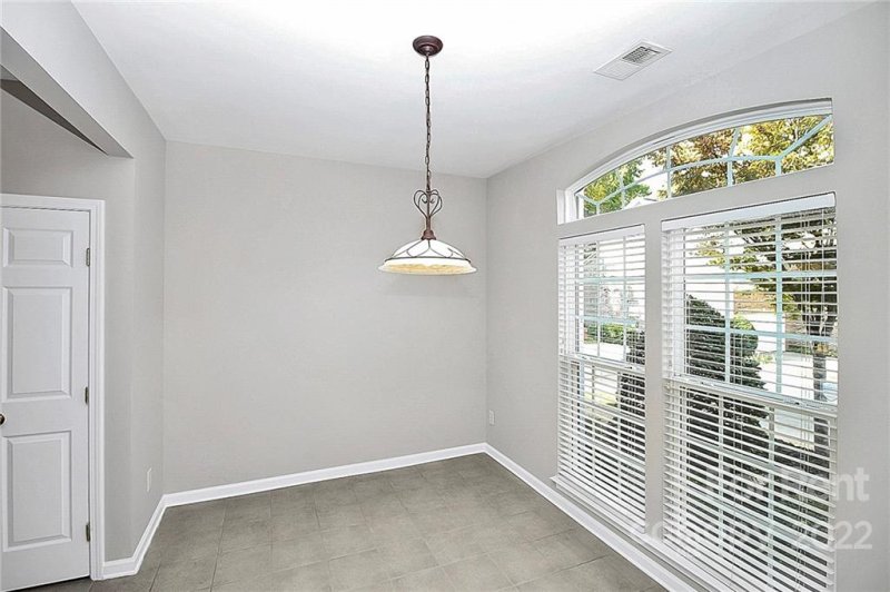 Property image 4 at 5245 Berkeley Estates Drive, Charlotte, NC 28277