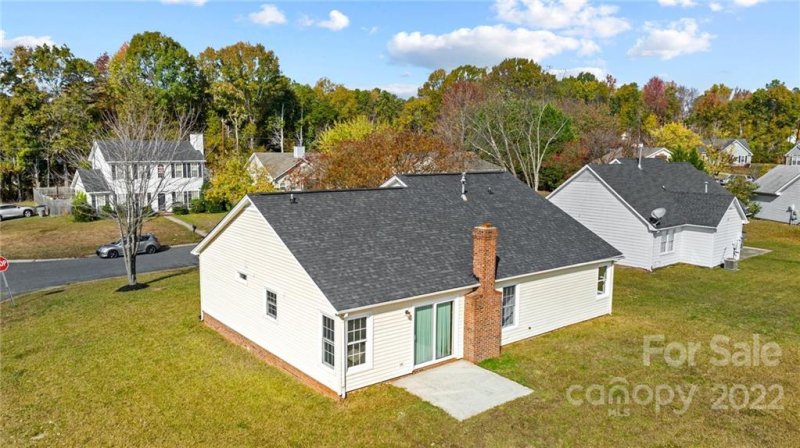 Property image 3 at 7619 Prindle Lake Drive, Charlotte, NC 28227