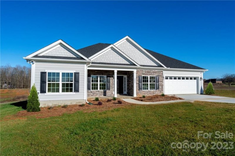 Property image 2 at 3023 Isle Lane, Monroe, NC 28110