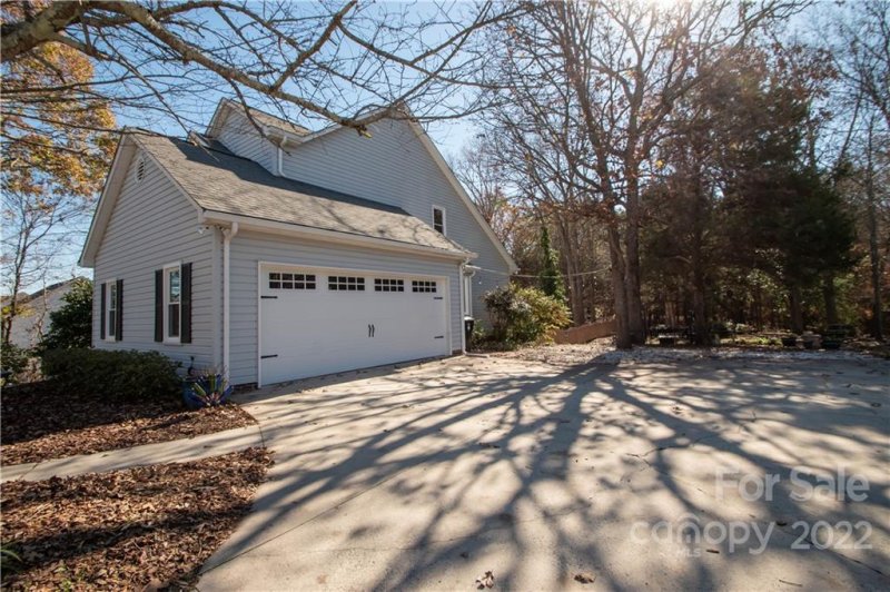 Property image 3 at 1122 Setter Lane, Concord, NC 28025