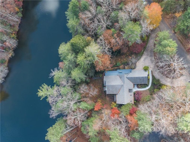 Property image 2 at 34 Mountain Lake Drive, Hendersonville, NC 28739