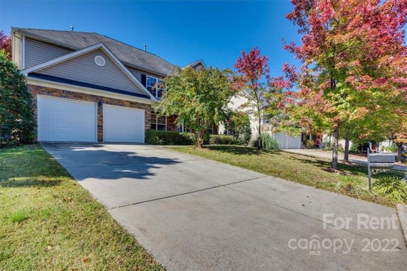 Property image 2 at 3845 Parkers Ferry Drive, Fort Mill, SC 29715
