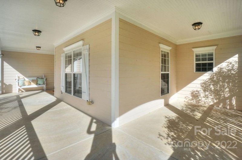 Property image 4 at 20044 Verlaine Drive, Davidson, NC 28036