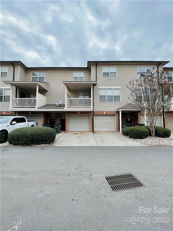 Property image 4 at 6439 Quarterbridge Lane, Charlotte, NC 28262