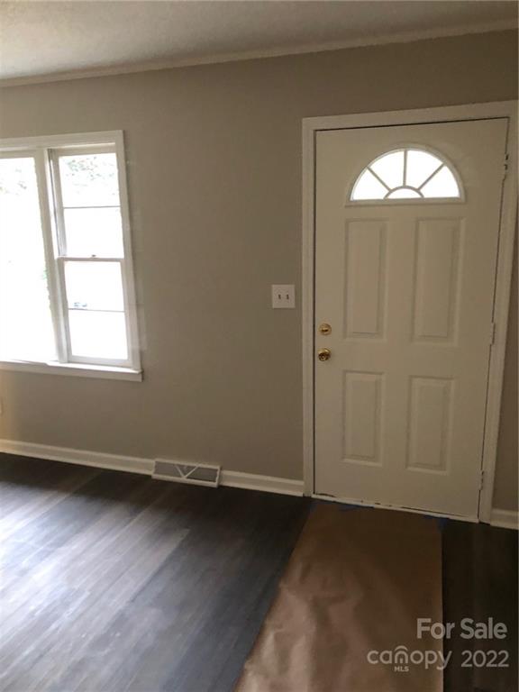 Property image 2 at 1023 Midway Drive, Gastonia, NC 28052