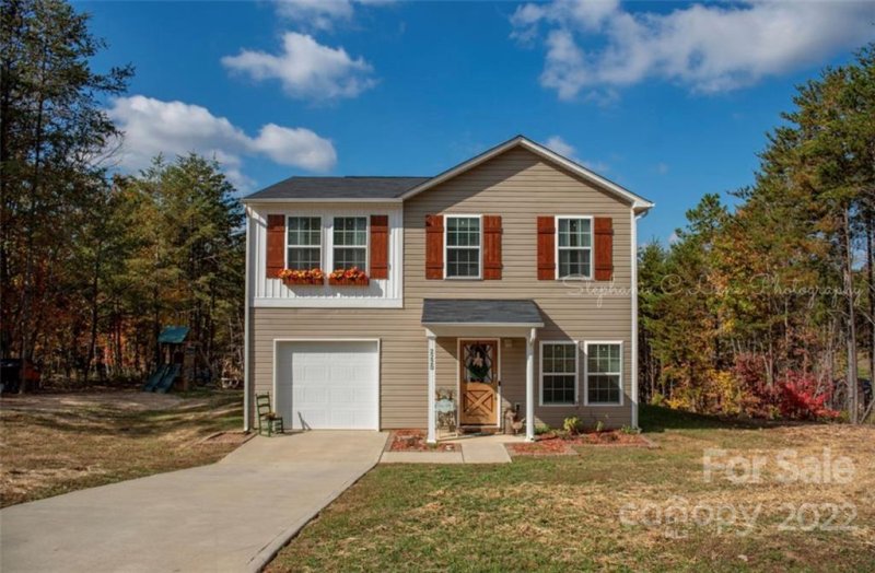 Property image 2 at 2220 Pinnacle View Drive, Kings Mountain, NC 28086