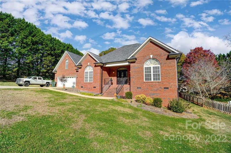 Property image 3 at 4600 Old Stone Lane, Gastonia, NC 28056