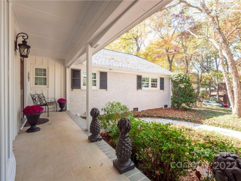 Property image 3 at 3301 Elstree Drive, Charlotte, NC 28226