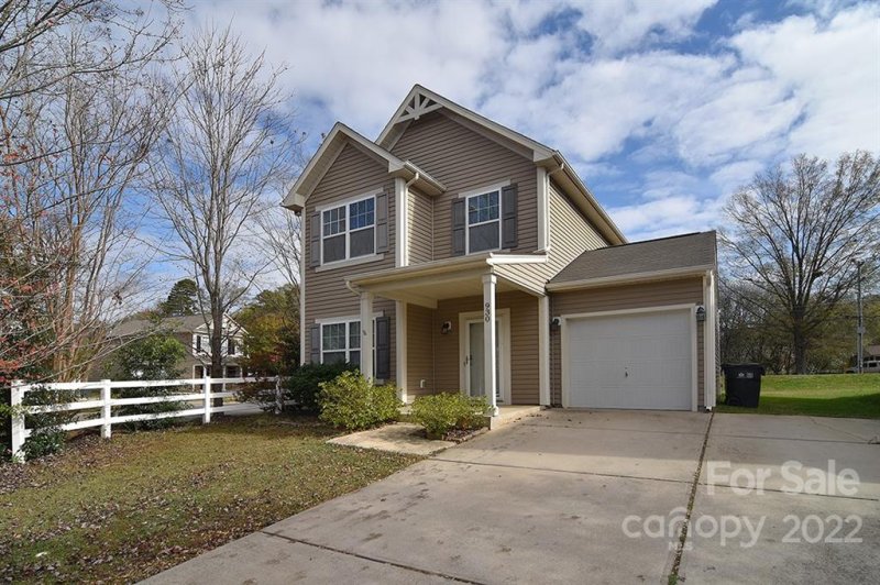 Property image 3 at 930 Corvus Court, Charlotte, NC 28216