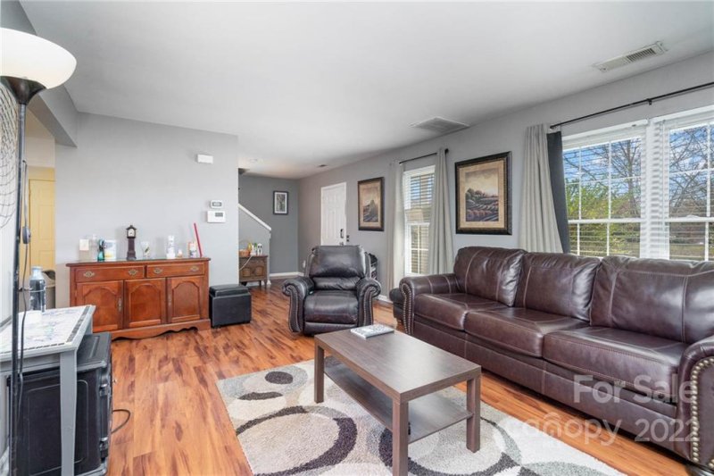 Property image 4 at 1334 Peach Park Lane, Charlotte, NC 28216