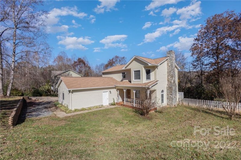 3887 Shakespeare Drive