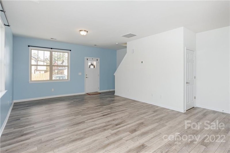 Property image 3 at 104 Cardwell Lane, Fletcher, NC 28732