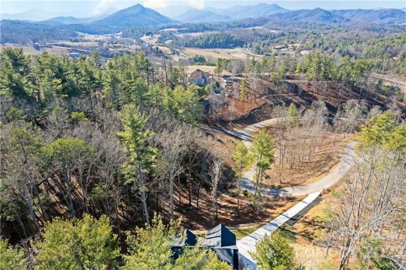 Property image 5 at 99 Timber Ridge Circle, Leicester, NC 28748