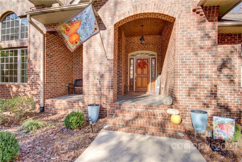 Property image 3 at 154 Harbor Watch Drive, Statesville, NC 28677