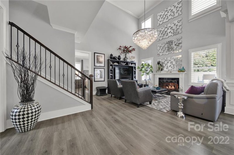 Property image 3 at 1341 Downs Avenue, Charlotte, NC 28205