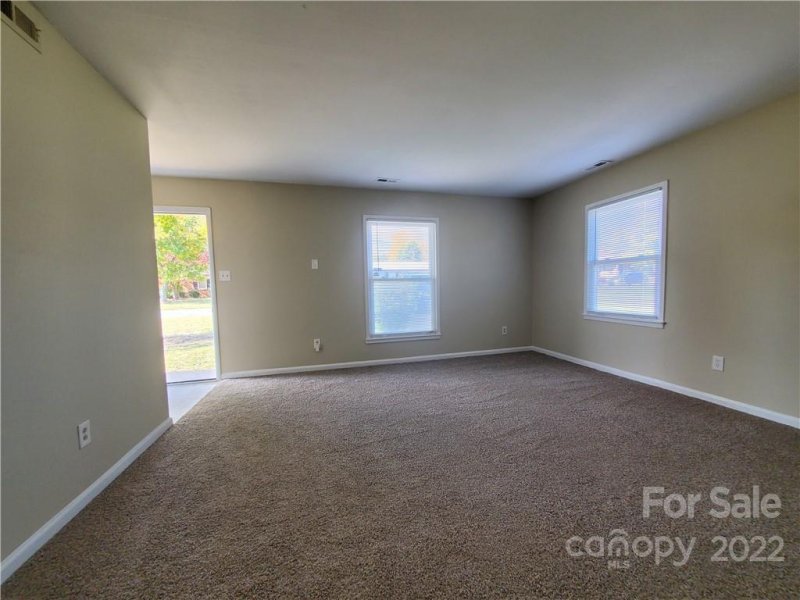 Property image 3 at 3810 Bardot Drive, Charlotte, NC 28216