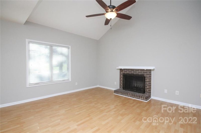 Property image 4 at 6605 Point Comfort Lane, Charlotte, NC 28226