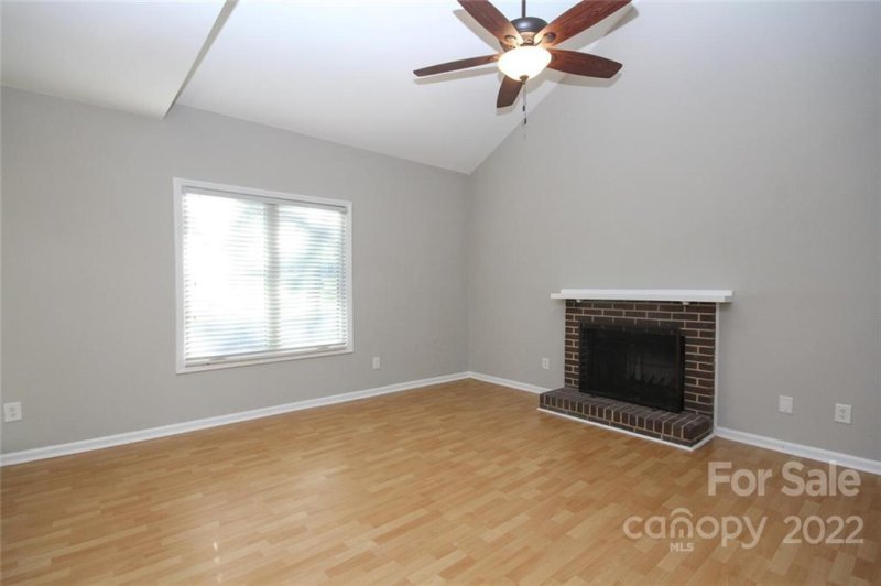 Property image 5 at 6605 Point Comfort Lane, Charlotte, NC 28226