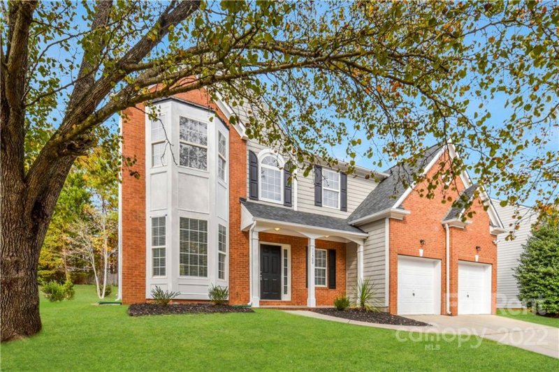 Property image 3 at 11509 Leigh Glen Circle, Charlotte, NC 28269