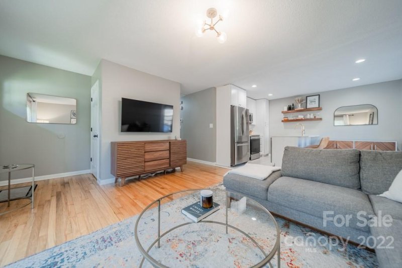 Property image 4 at 1820 Herrin Avenue, Charlotte, NC 28205