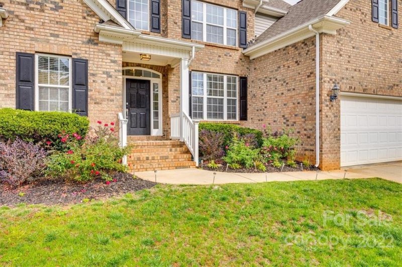 Property image 2 at 1594 Essex Hall Drive, Rock Hill, SC 29730
