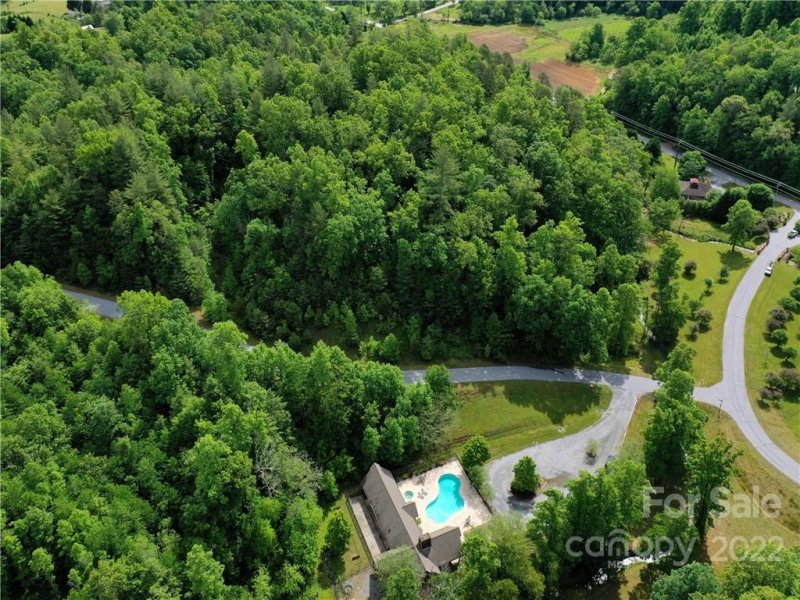 Property image 4 at 108 Morning Air Lane, Hendersonville, NC 28792