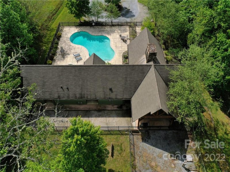 Property image 5 at 108 Morning Air Lane, Hendersonville, NC 28792